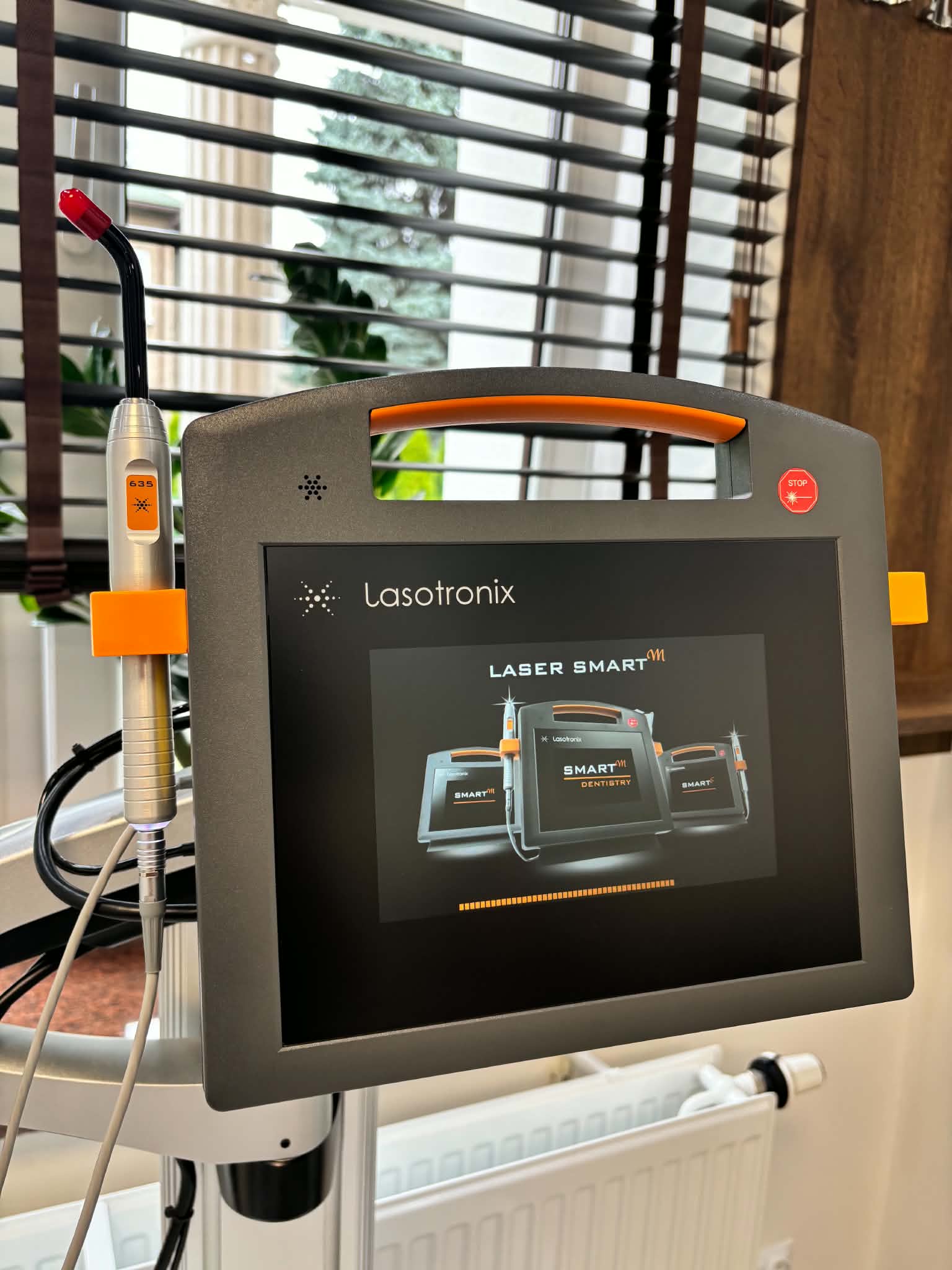 Nowoczesny laser diodowy Lasotronix